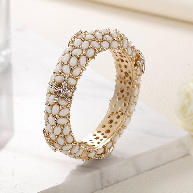 Sally's Paradise Christmas gif - Paradise Jewelry & Watches Llc Miami recensione e prezzo