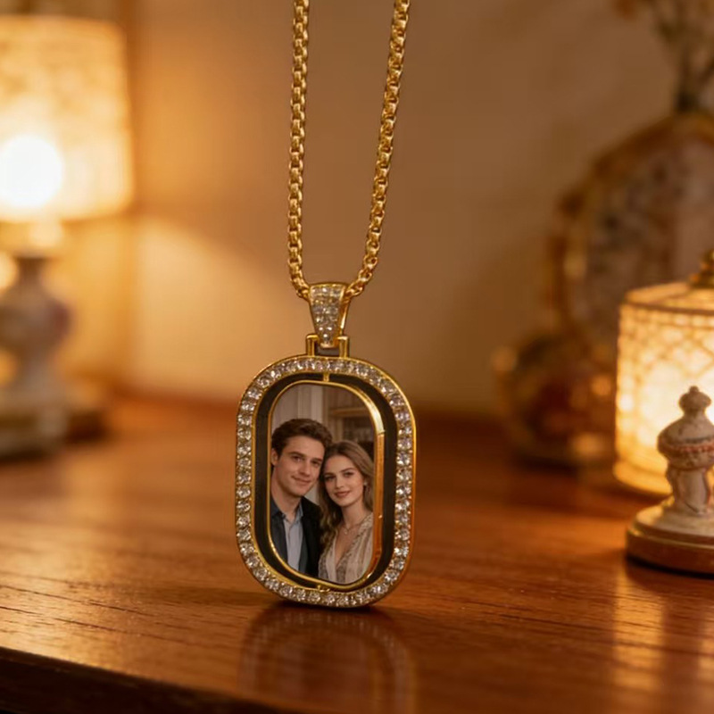Personalized Custom Rectangula - Necklace Pendant recensione e prezzo