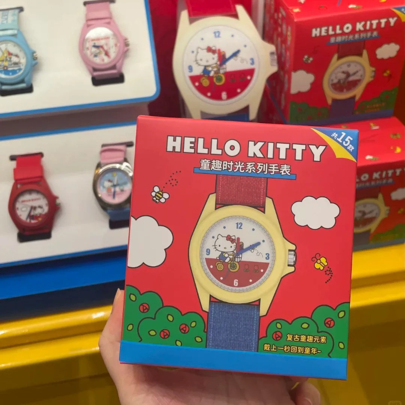 Sanrio Hello Kitty Childlike F - Moments Watches & Jewelry Vaughan Mills recensione e prezzo