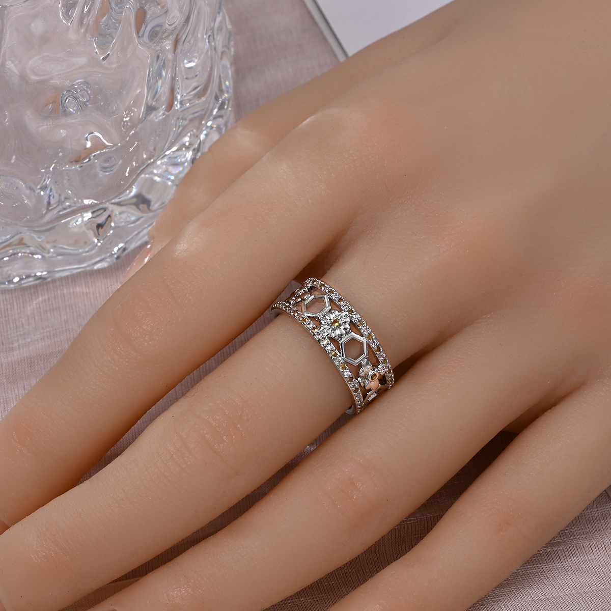 Original Women Rings Bee Parad - Paradise Jewelry & Watches Llc Miami recensione e prezzo