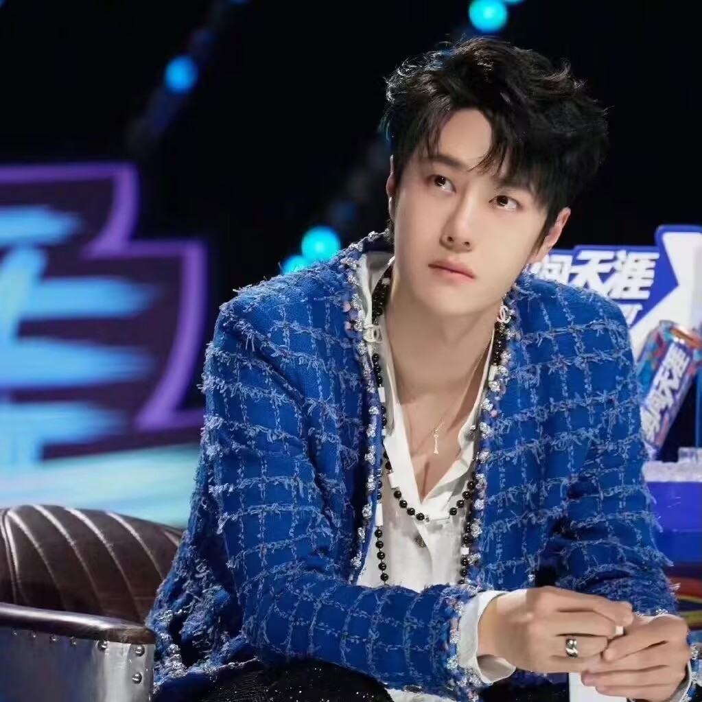 Upgraded version! Wang Yibo's  - Necklace Pendant recensione e prezzo