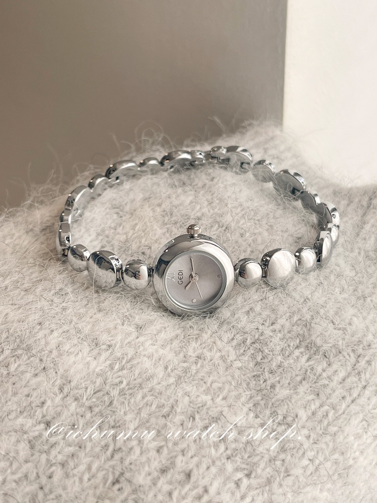 Ladies Fashion Silver Bracelet - Jewelry Watches Silver recensione e prezzo