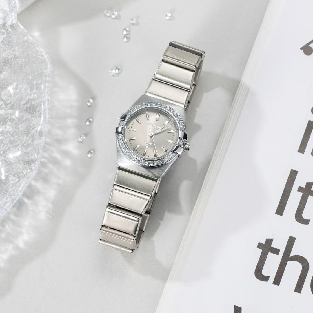 Classic Constellation Women's  - High Jewelry Watches recensione e prezzo
